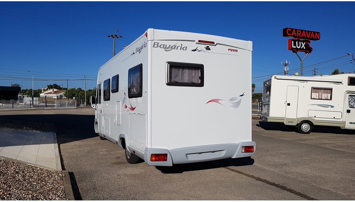 BAVARIA ((VENDIDO) - I70 160CV - Caravanlux