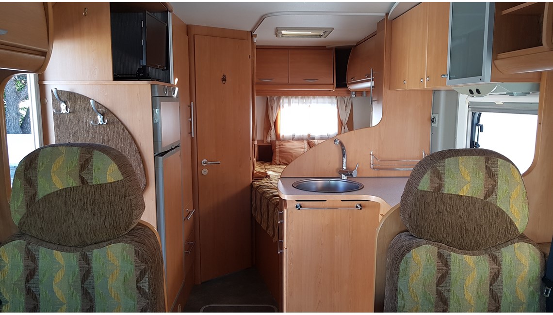 BAVARIA ((VENDIDO) - I70 160CV - Caravanlux