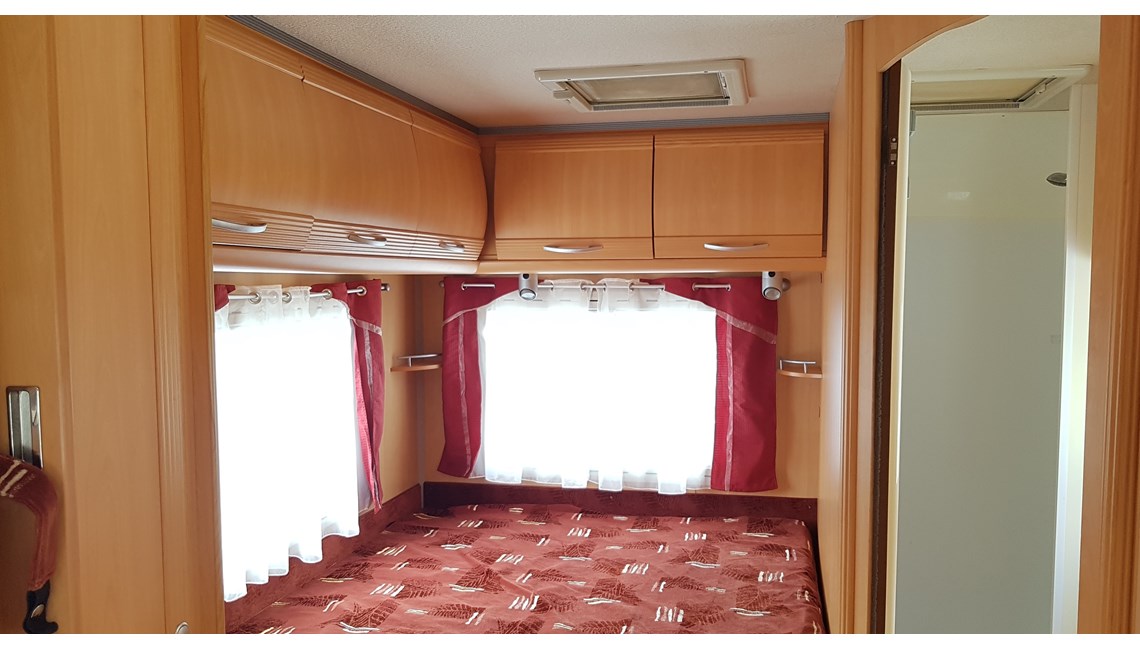 PILOTE ( VENDIDO) - PACIFIC 690 - Caravanlux