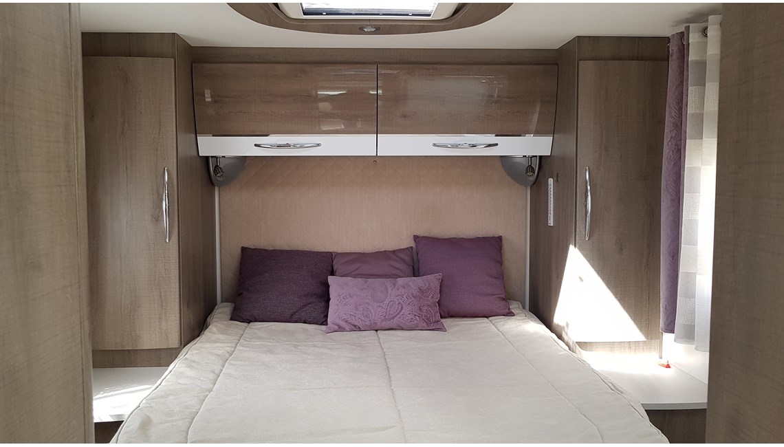 BAVARIA - T706 CLASS - Caravanlux