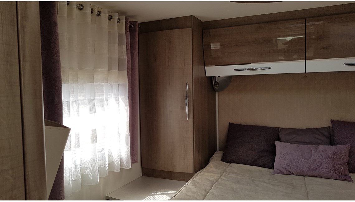 BAVARIA - T706 CLASS - Caravanlux