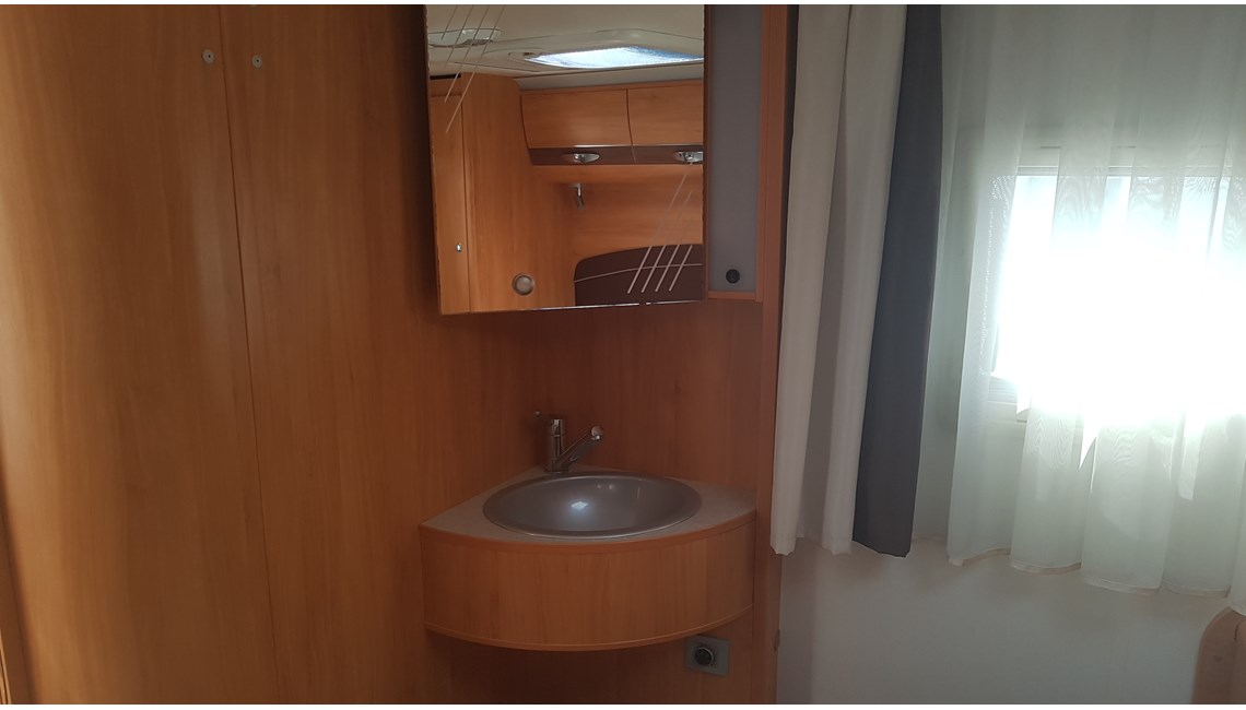 ADRIA(VENDIDO) - 690SP - Caravanlux