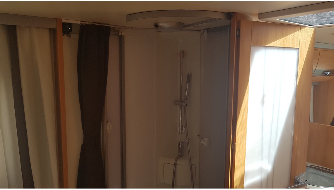  ADRIA(VENDIDO) - 690SP - Caravanlux