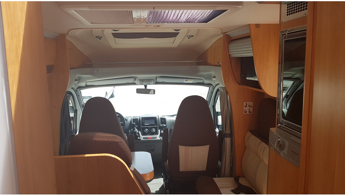  ADRIA(VENDIDO) - 690SP - Caravanlux