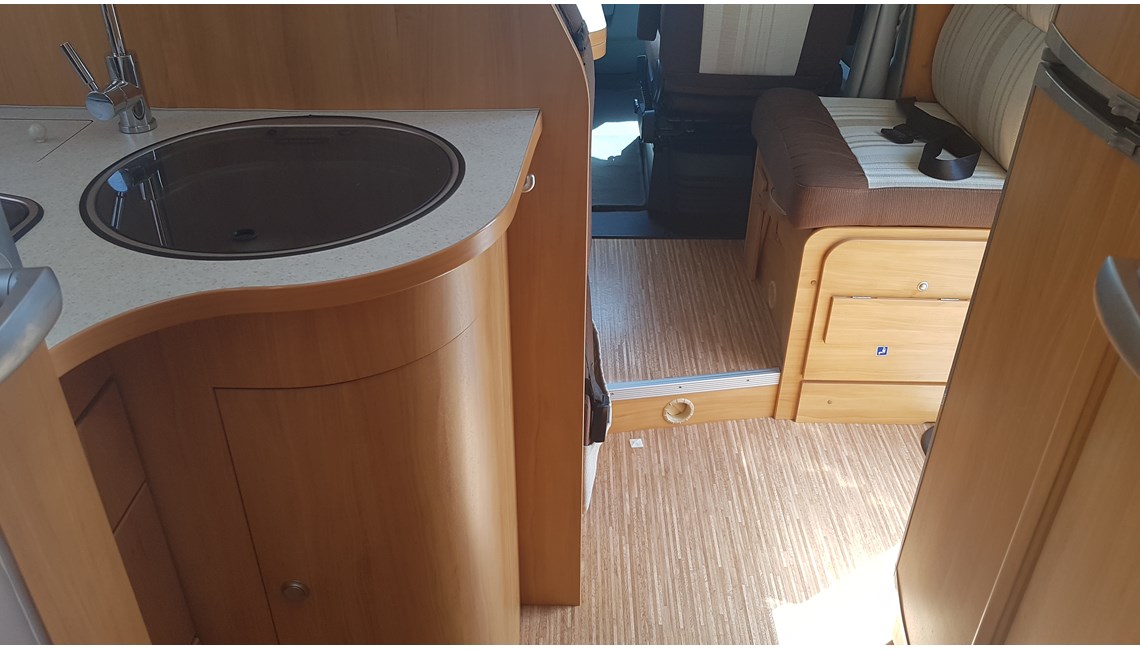  ADRIA(VENDIDO) - 690SP - Caravanlux
