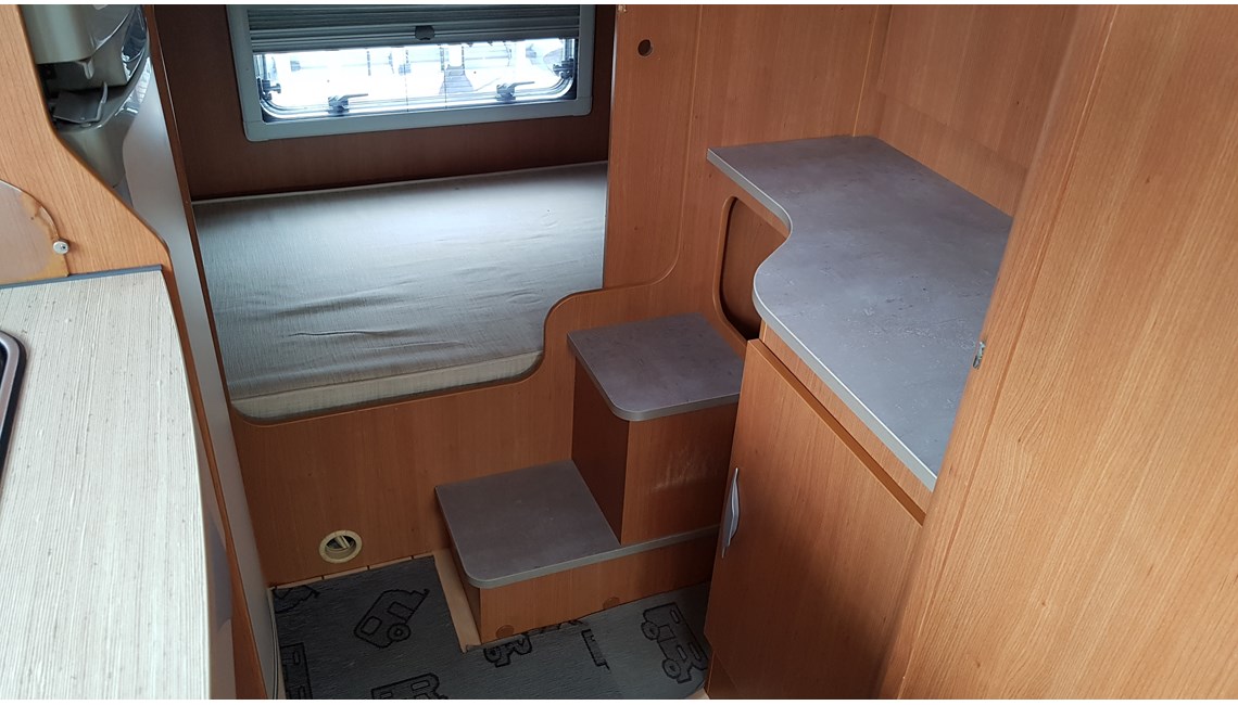 PILOTE - AVENTURA - Caravanlux