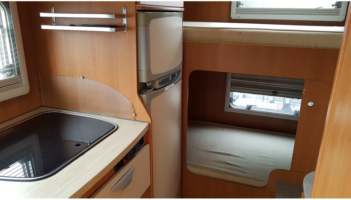 PILOTE - AVENTURA - Caravanlux
