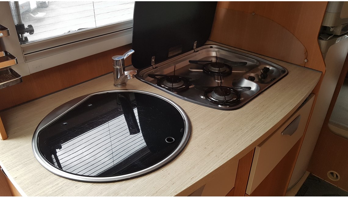 PILOTE - AVENTURA - Caravanlux