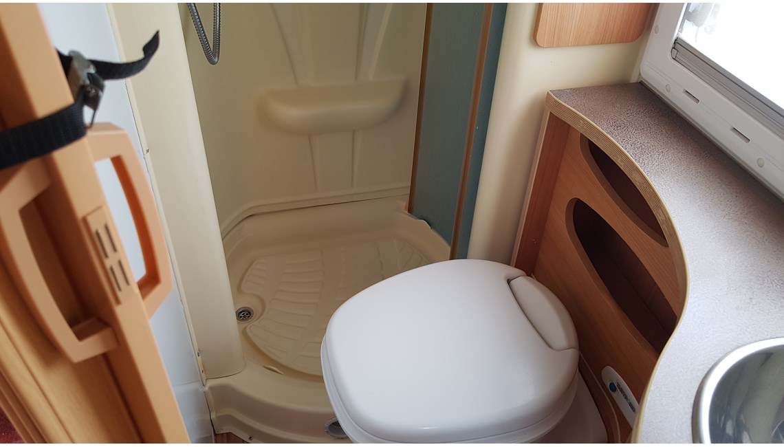 Chausson  - Allegro 83 - Caravanlux