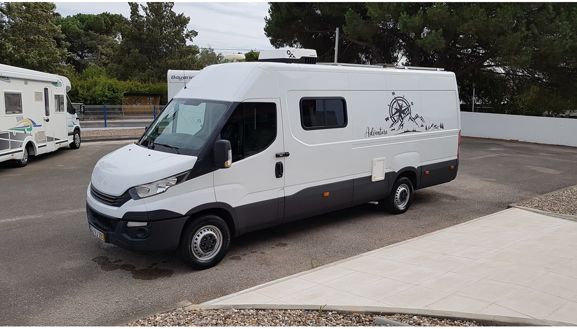 IVECO - DAILY CAIXA AUTOMATICA - Caravanlux