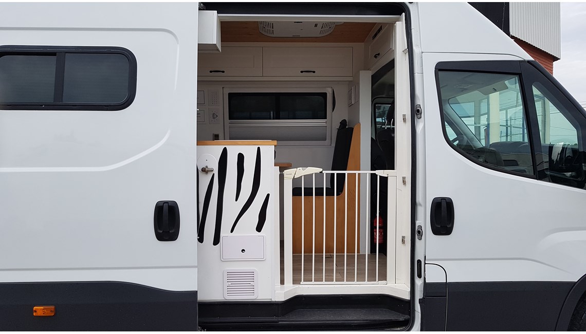 IVECO - DAILY CAIXA AUTOMATICA - Caravanlux