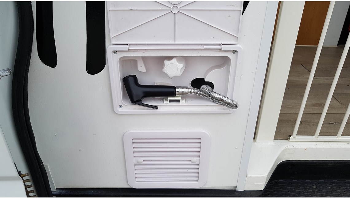 IVECO - DAILY CAIXA AUTOMATICA - Caravanlux