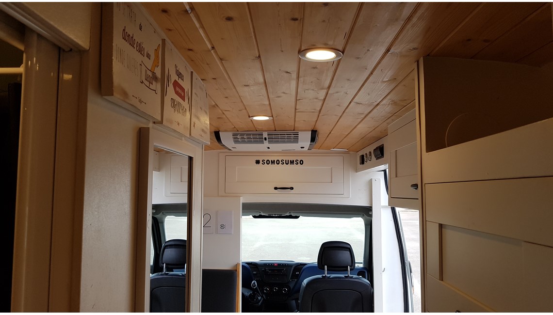 IVECO - DAILY CAIXA AUTOMATICA - Caravanlux