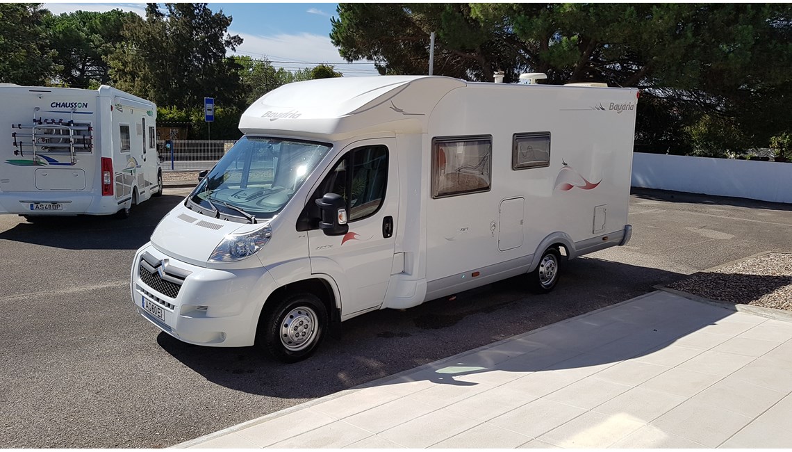 BAVARIA - T67 - Caravanlux