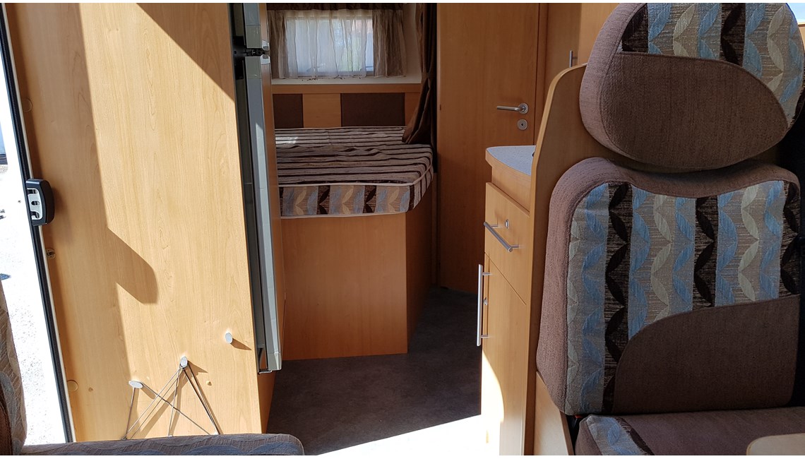 BAVARIA - T67 - Caravanlux