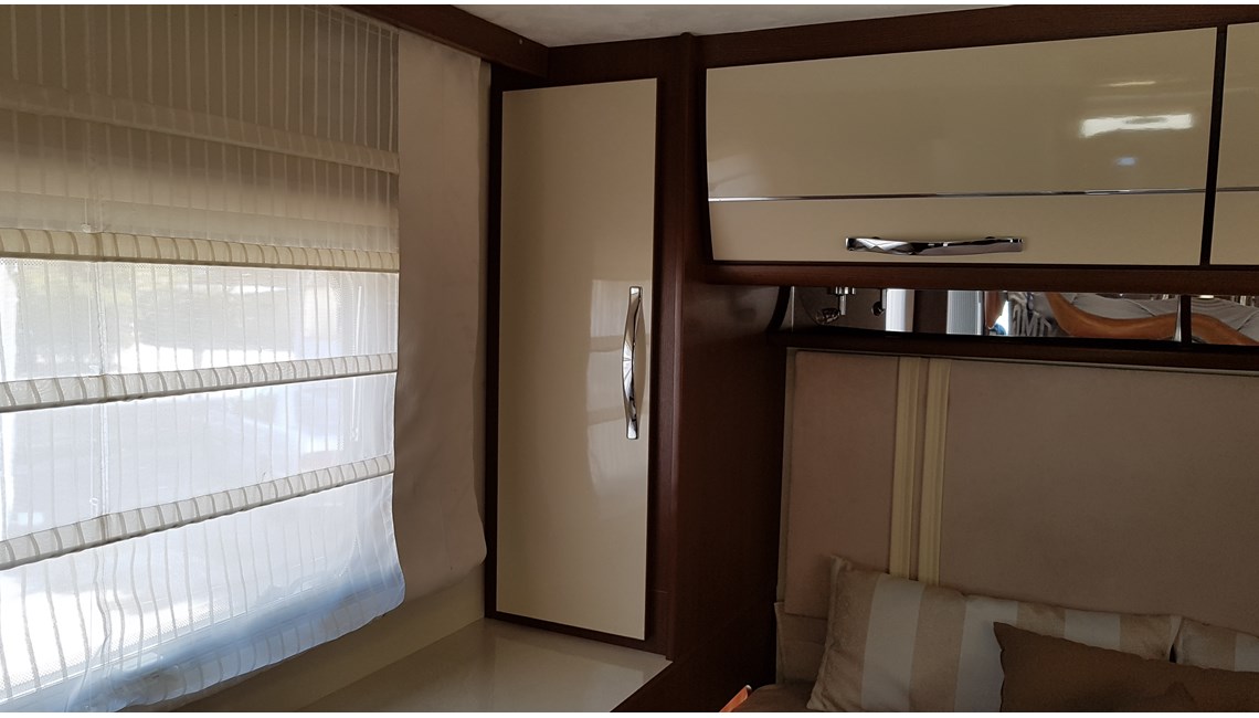 ROLLER TEAM -  T-LINE XLS - Caravanlux