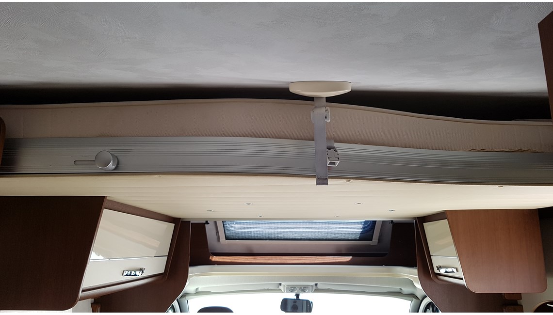 ROLLER TEAM -  T-LINE XLS - Caravanlux