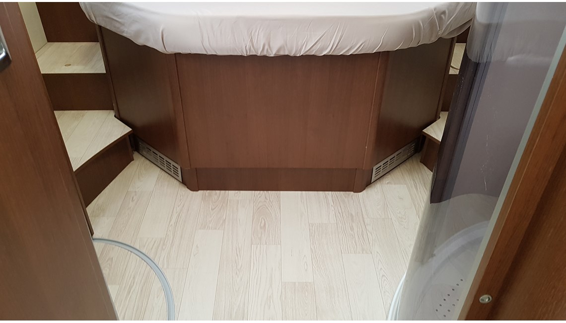 ROLLER TEAM -  T-LINE XLS - Caravanlux