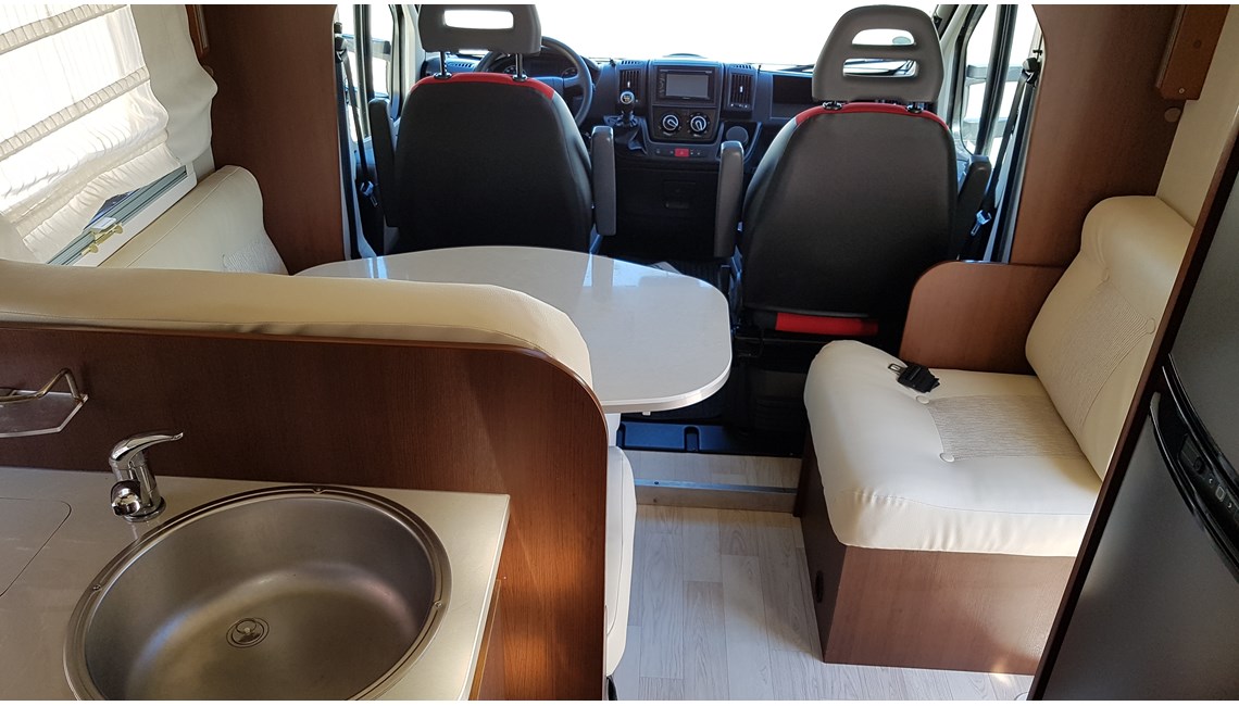 ROLLER TEAM -  T-LINE XLS - Caravanlux