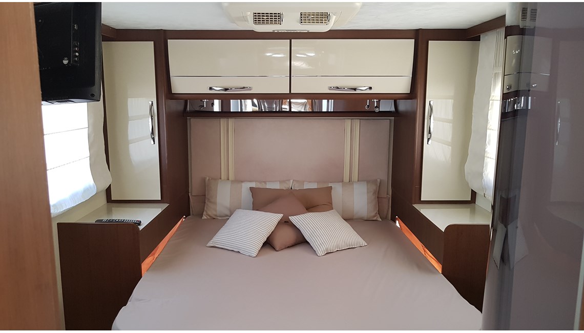 ROLLER TEAM -  T-LINE XLS - Caravanlux
