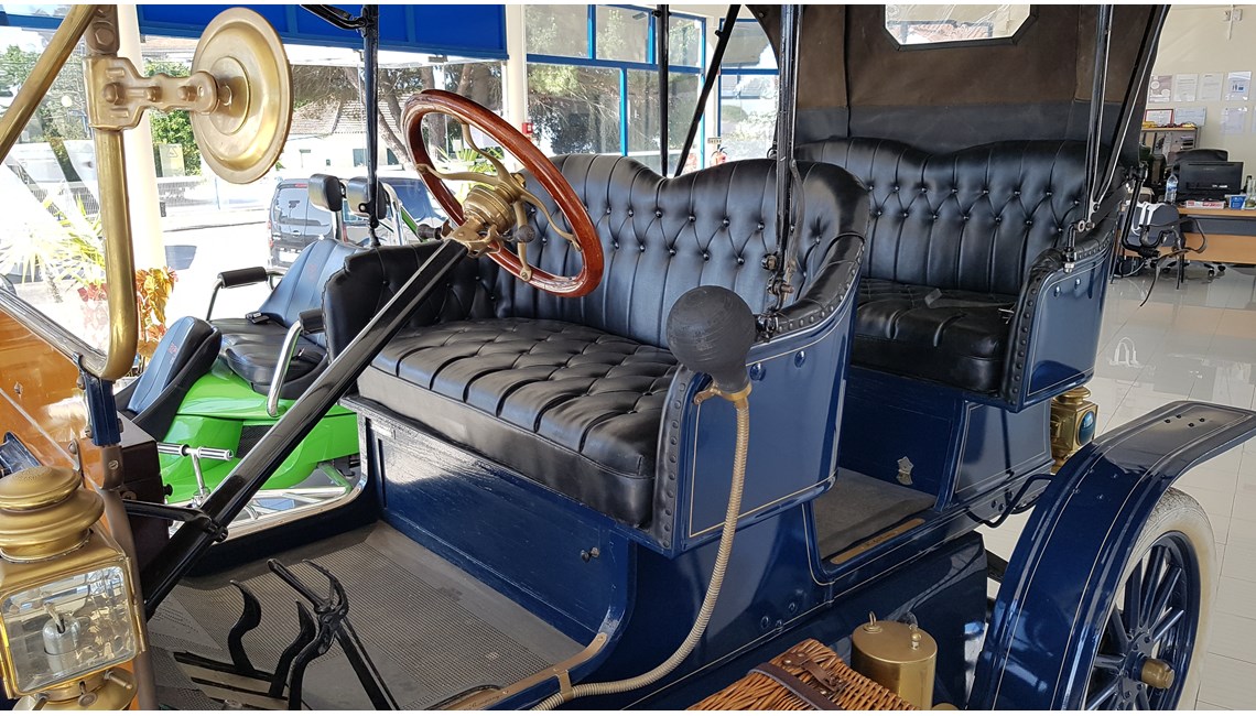 FORD - T - Caravanlux