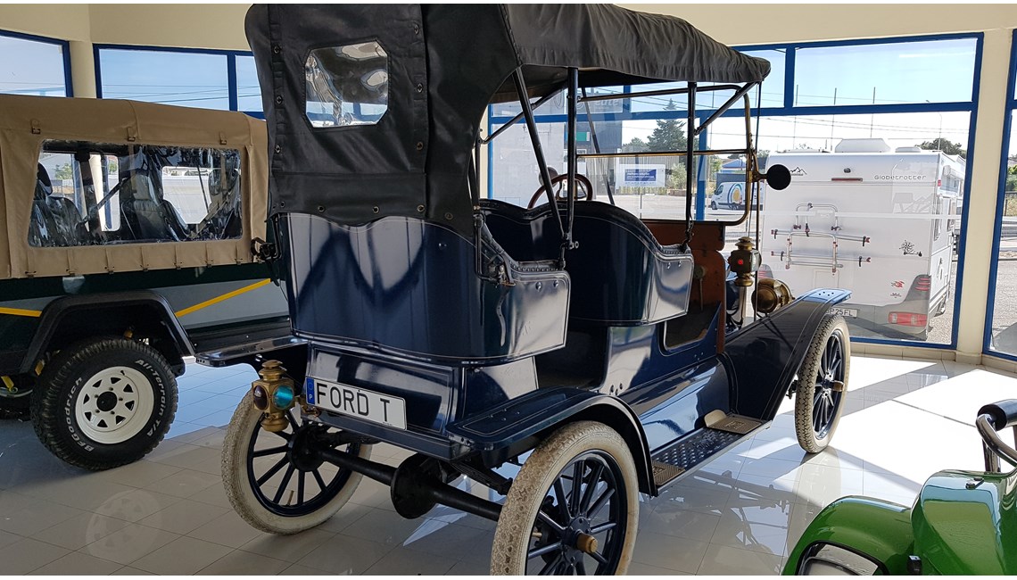 FORD - T - Caravanlux