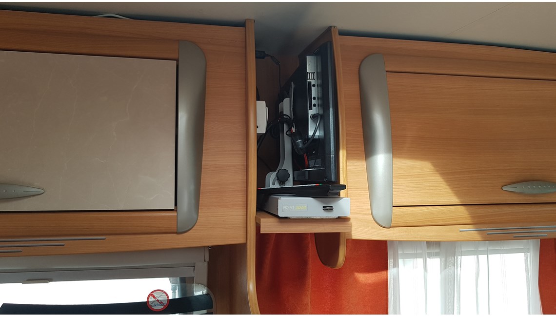 CHAUSSON - Flash 08 - Caravanlux