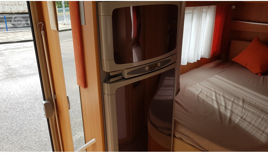 CHAUSSON - Flash 08 - Caravanlux