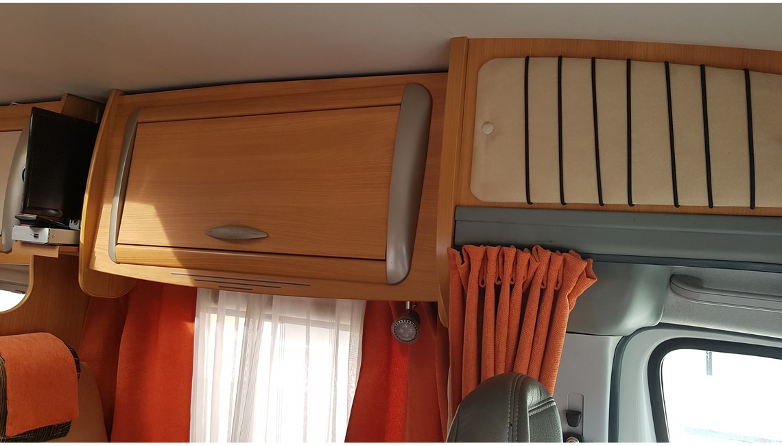 CHAUSSON - Flash 08 - Caravanlux