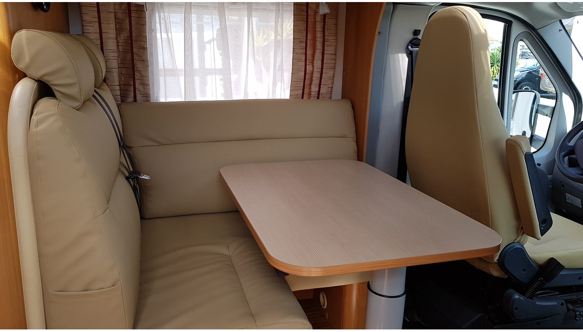 BURSTNER - NEXXO T687 - Caravanlux