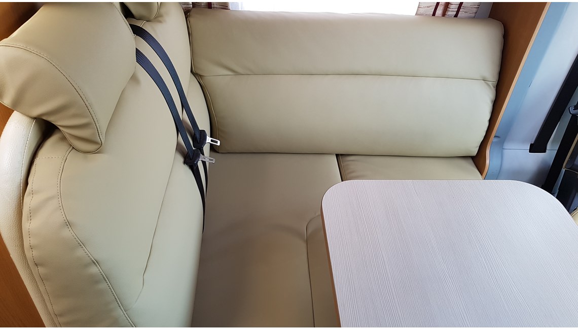 BURSTNER - NEXXO T687 - Caravanlux