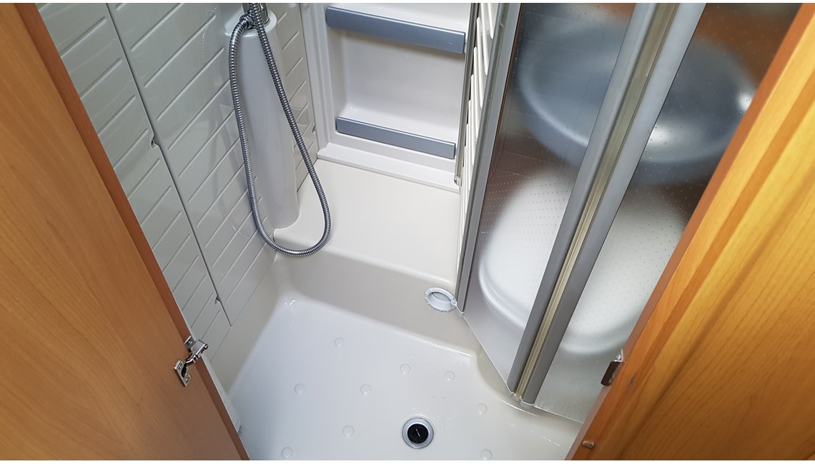 BURSTNER - NEXXO T687 - Caravanlux