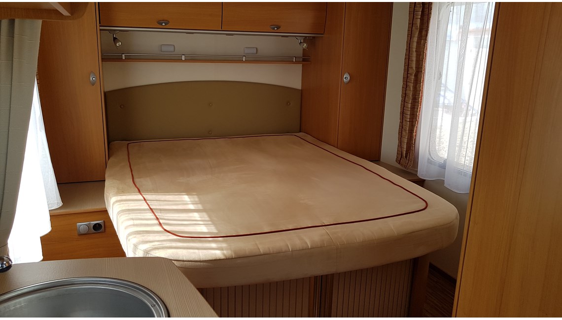 BURSTNER - NEXXO T687 - Caravanlux