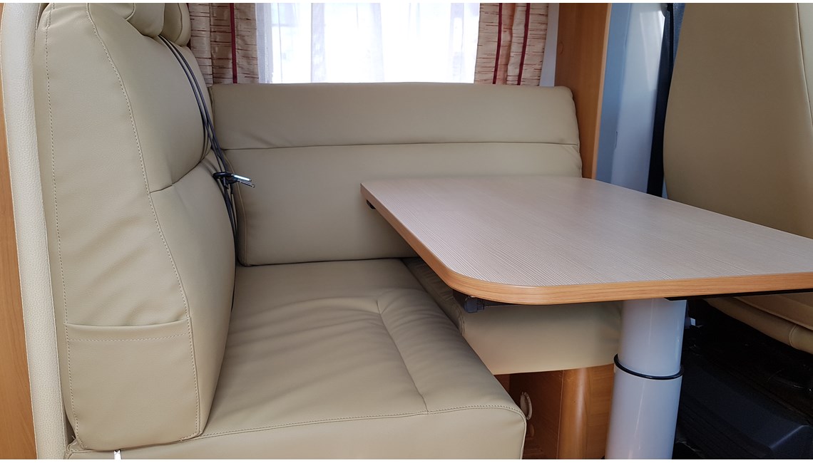 BURSTNER - NEXXO T687 - Caravanlux
