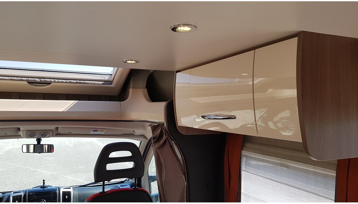 CHALLENGER - GRAPHITE - Caravanlux