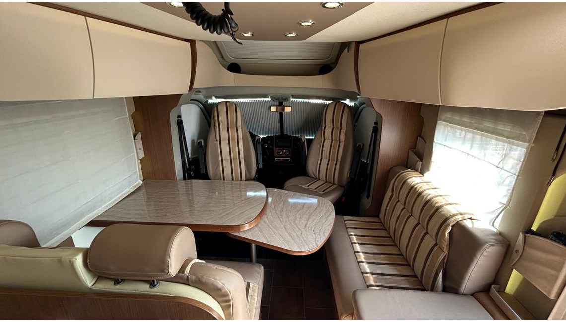 BURSTNER - Ixeo Plus IT 724 - Caravanlux