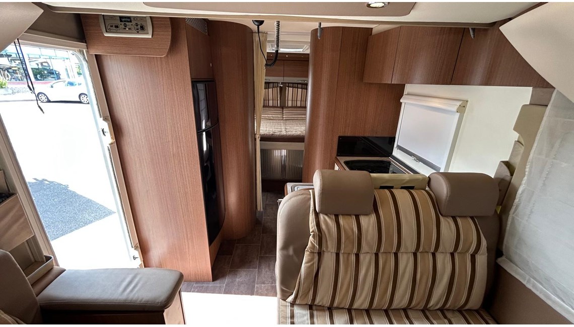 BURSTNER - Ixeo Plus IT 724 - Caravanlux