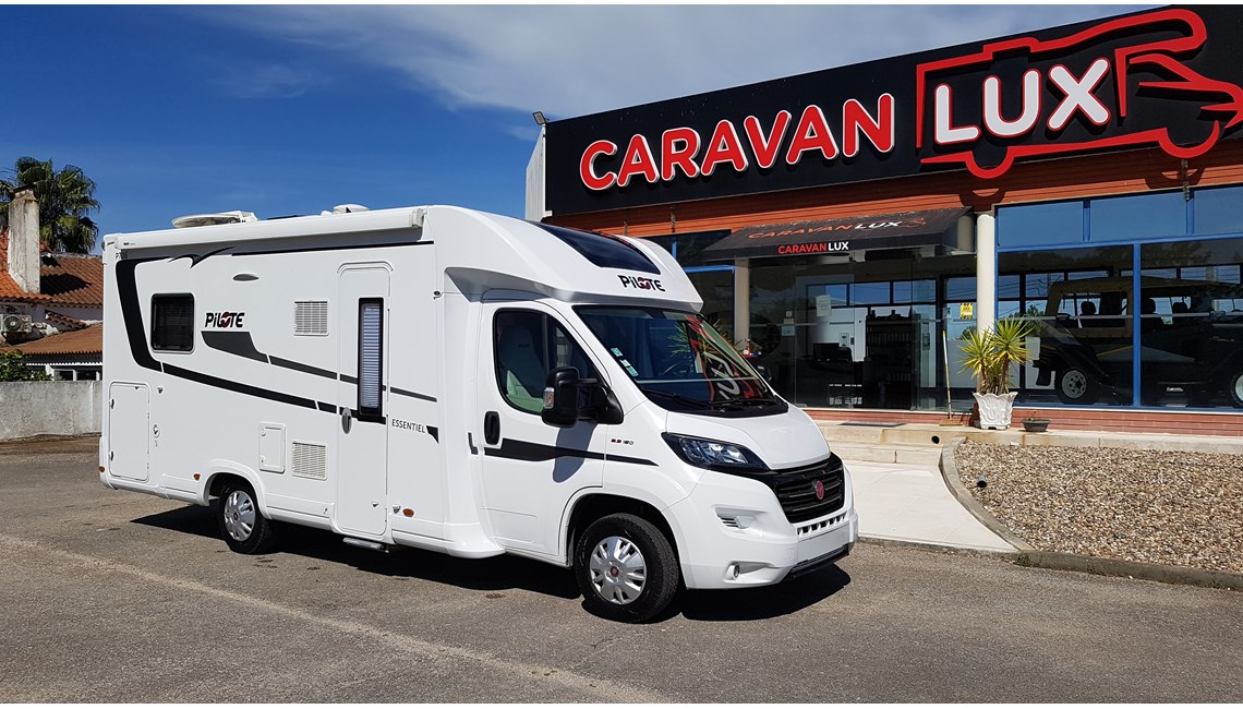 PILOTE - ESSENTIAL P706 - Caravanlux